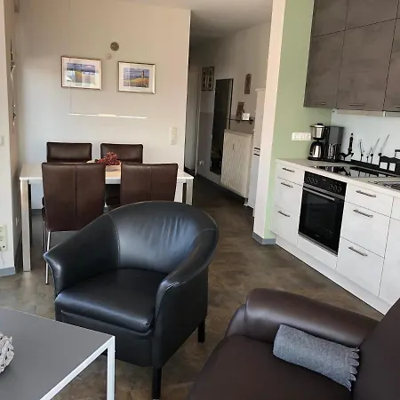 Haus Meeresblick Whg. 4.11 Apartment Kuehlungsborn